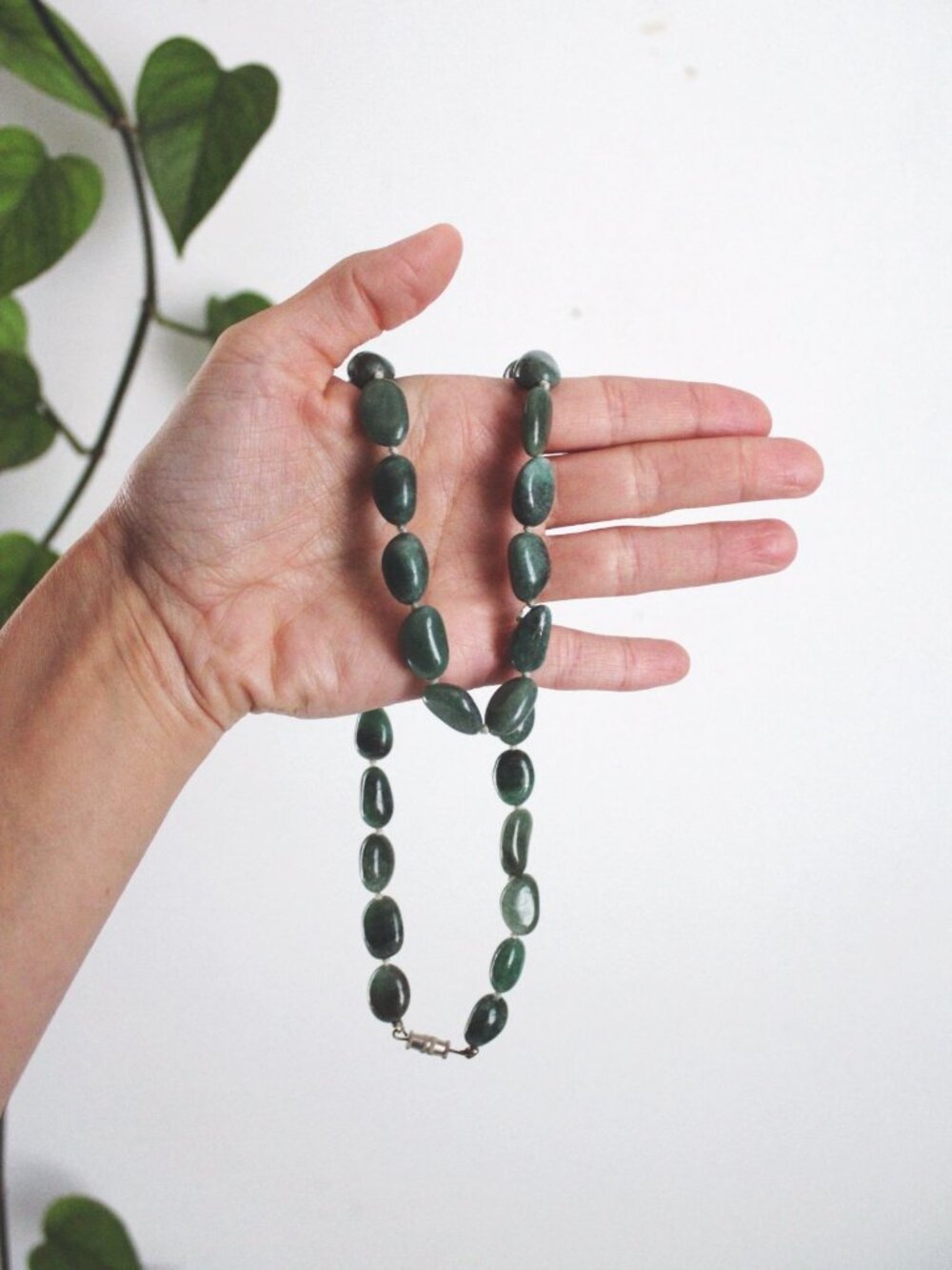 Vintage Green Aventurine Stone Beaded Necklace Nugget Hand Knotted Long Barrel C - Picture 2 of 8